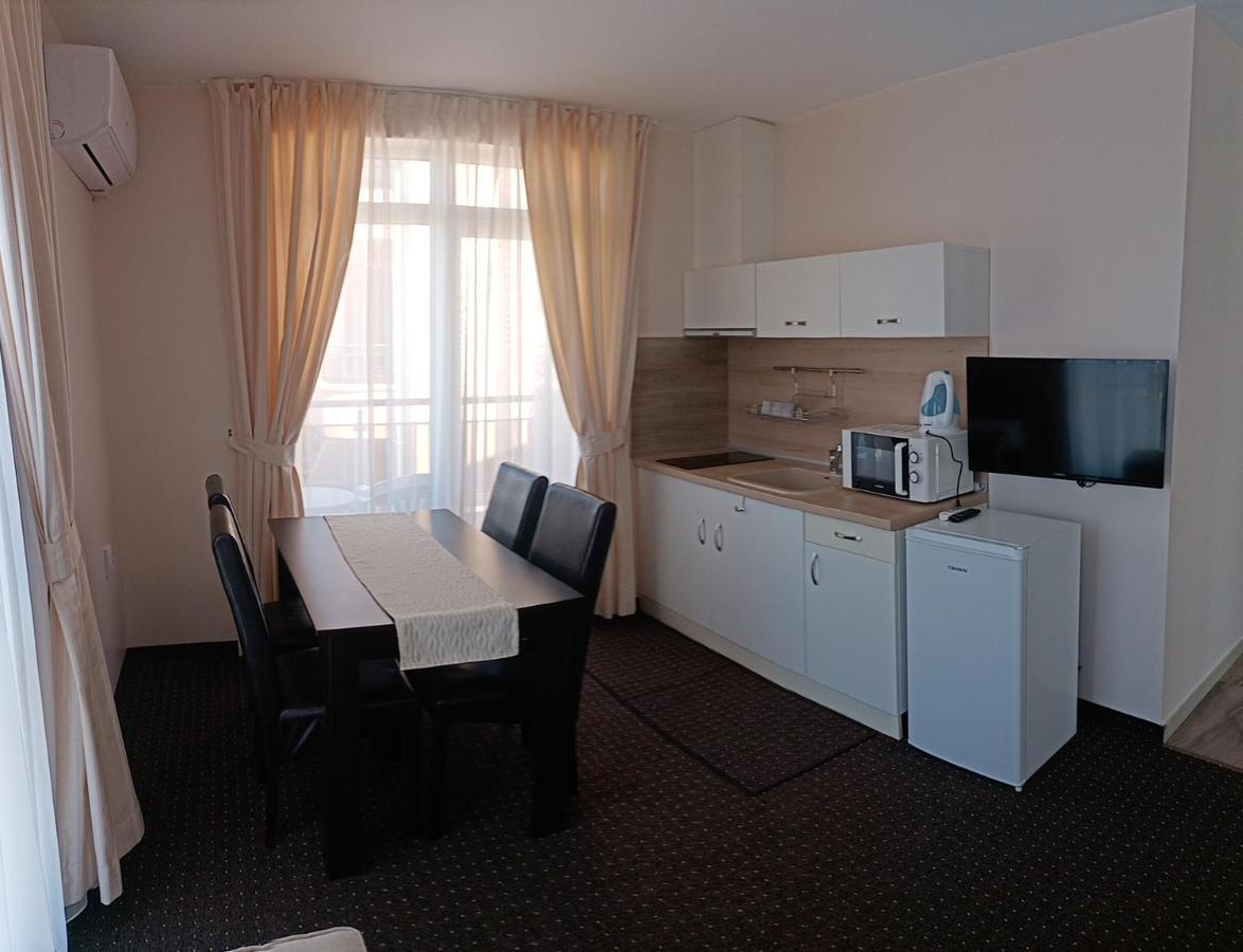 Guest House Sg-Brothers ออบซอร์ ภายนอก รูปภาพ
