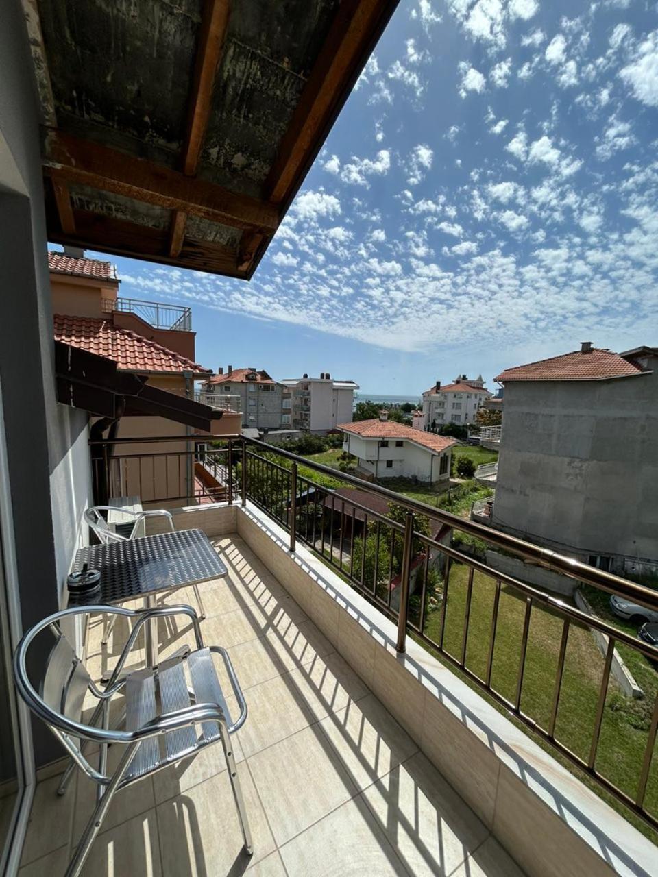 Guest House Sg-Brothers ออบซอร์ ภายนอก รูปภาพ