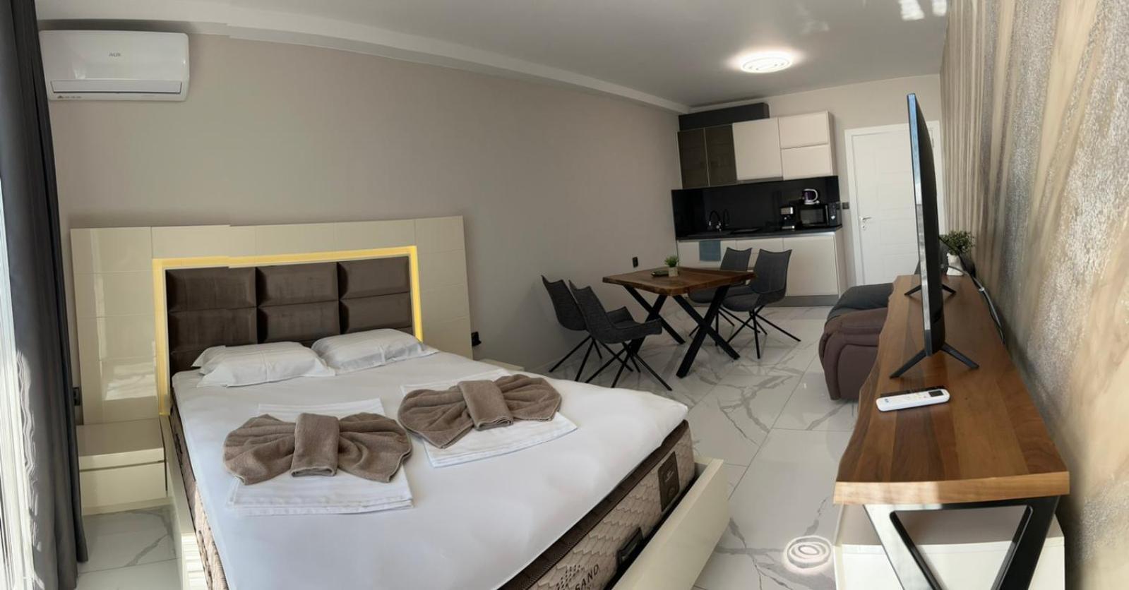 Guest House Sg-Brothers ออบซอร์ ภายนอก รูปภาพ