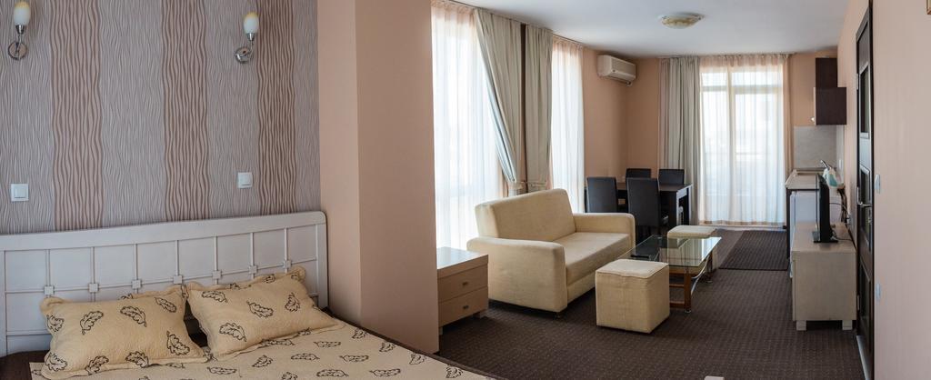 Guest House Sg-Brothers ออบซอร์ ภายนอก รูปภาพ