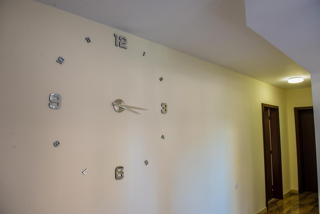 Guest House Sg-Brothers ออบซอร์ ภายนอก รูปภาพ