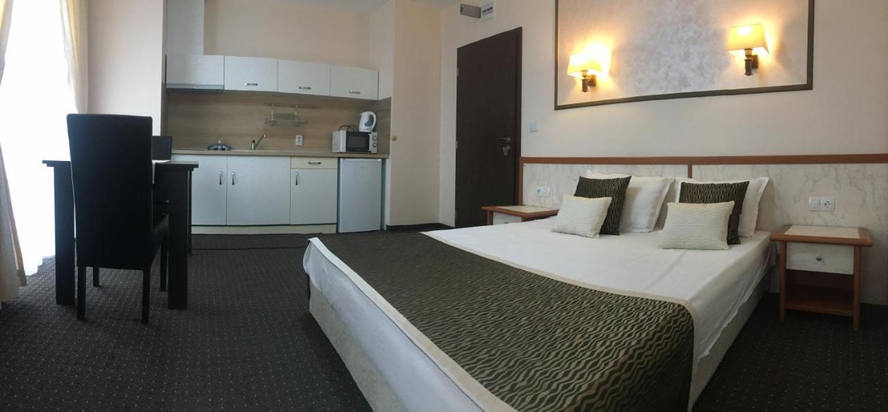Guest House Sg-Brothers ออบซอร์ ภายนอก รูปภาพ