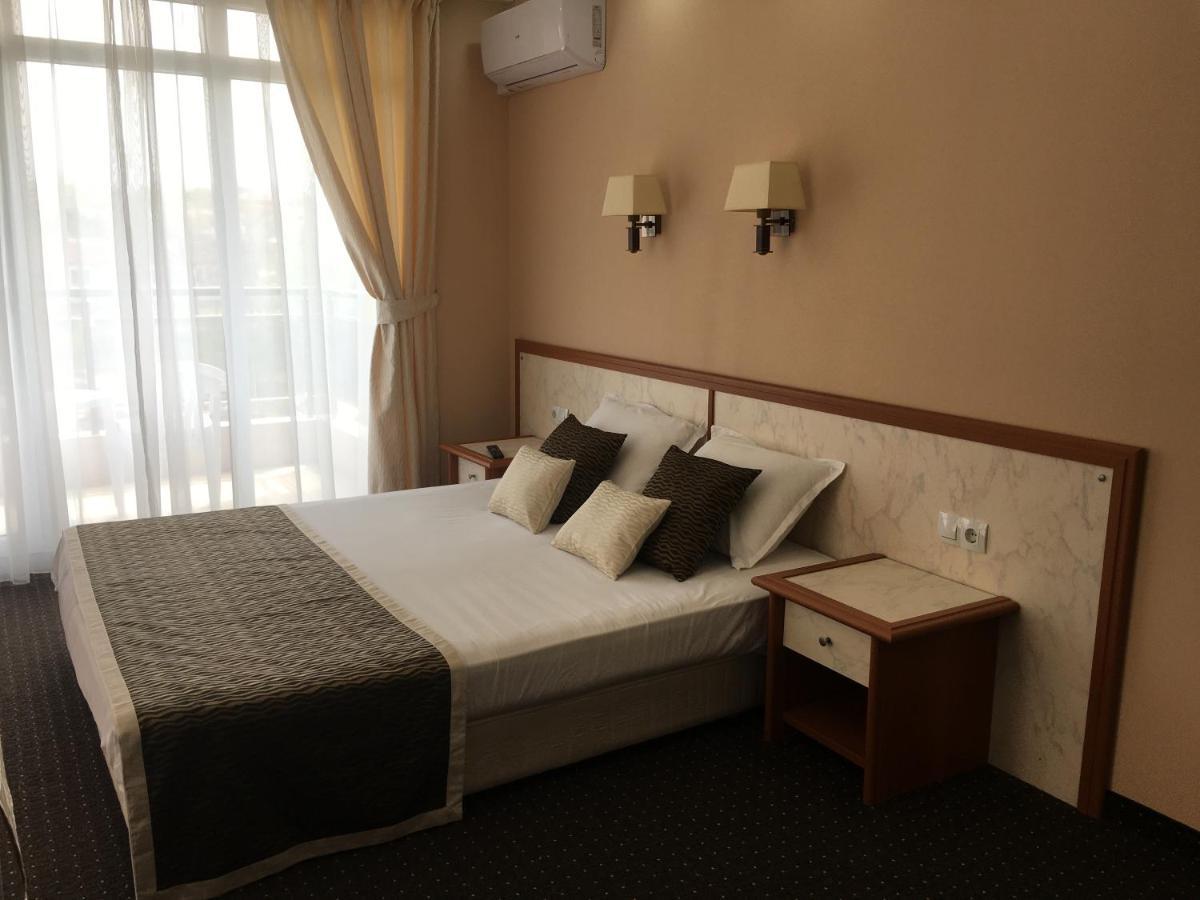 Guest House Sg-Brothers ออบซอร์ ภายนอก รูปภาพ